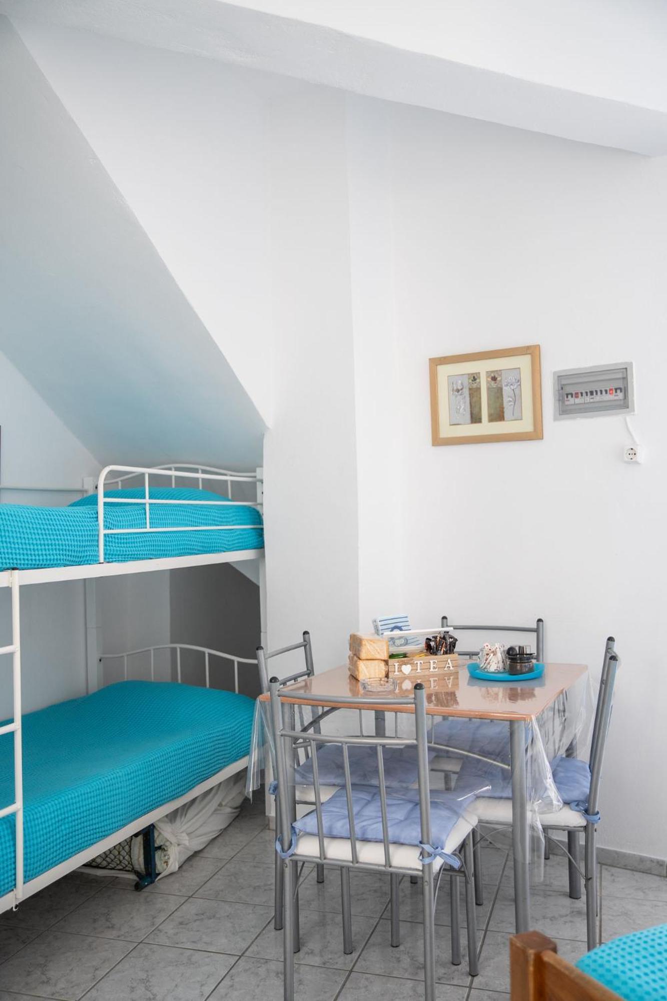 Haris Apartments 3-4 Armenistis  Bagian luar foto